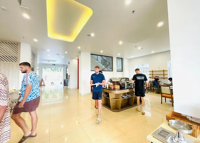 Hostel The Light