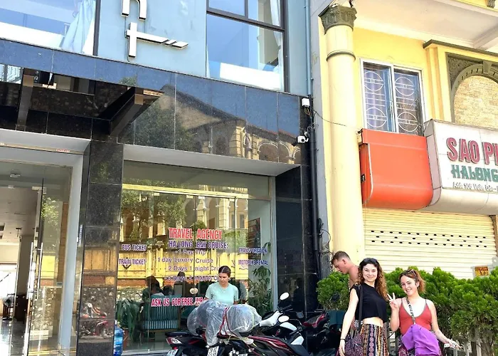 Hostel The Light Ha Long