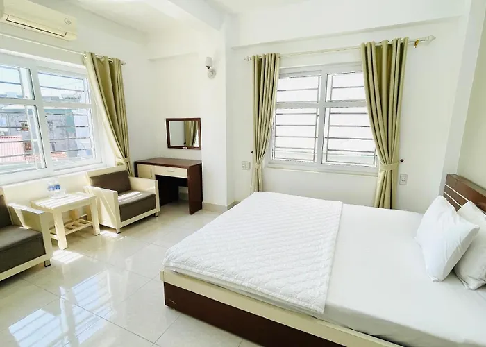 Hostel The Light