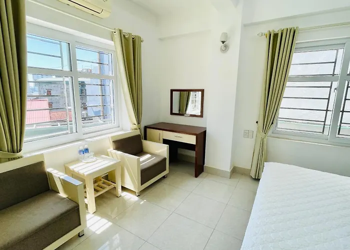 The Light Hostel Ha Long