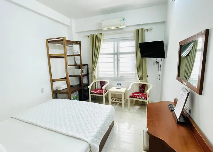 Hostel The Light